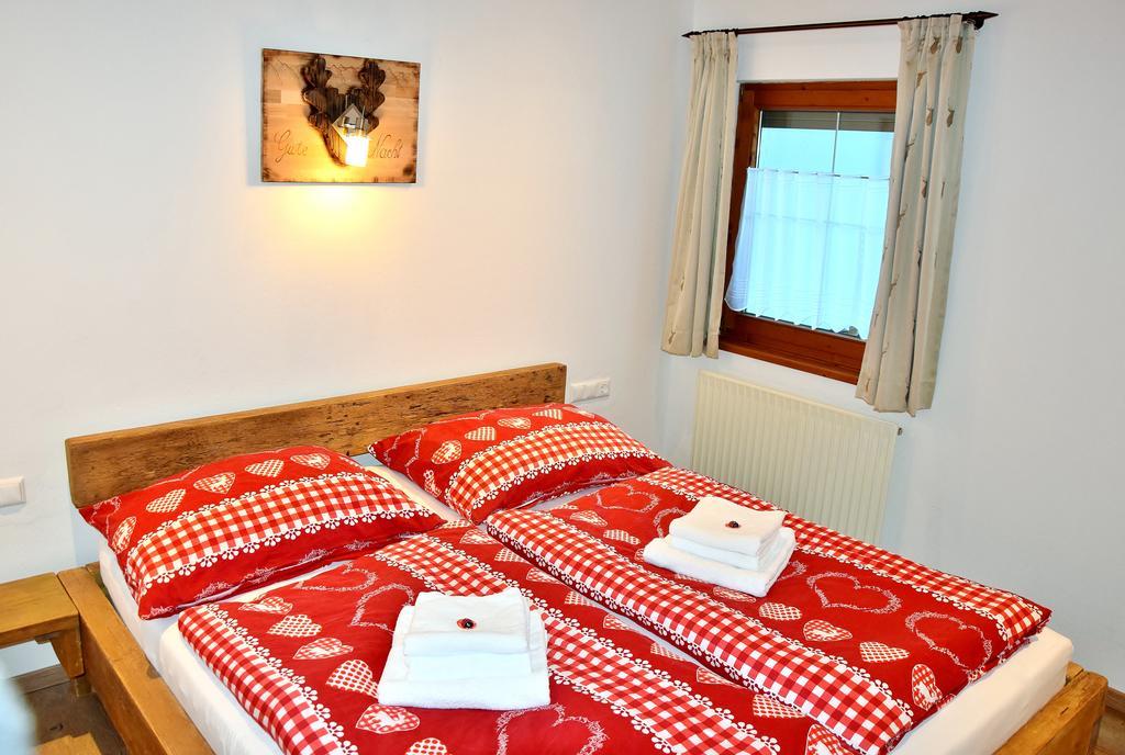 Tennladen Apartments Niederau Habitación foto